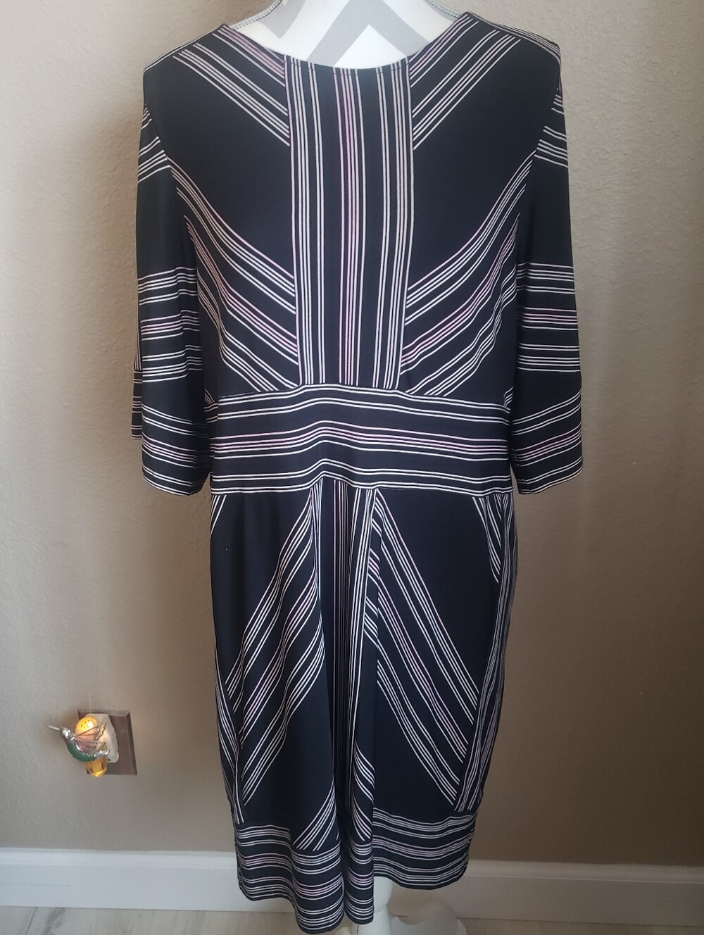 NWOT BCBGMAXAZRIA Striped Abstract Dress